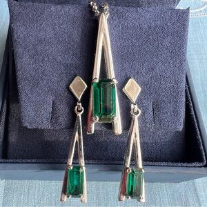 70s Avon Eiffel Tower Pierced Earring and Pendant/Chain Set Green Rhinestones